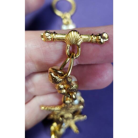 Yellow Gold Plated Starfish and Faux Pearl Cluster Bracelet, Toggle Clasp, 8" - Picture 12 of 16